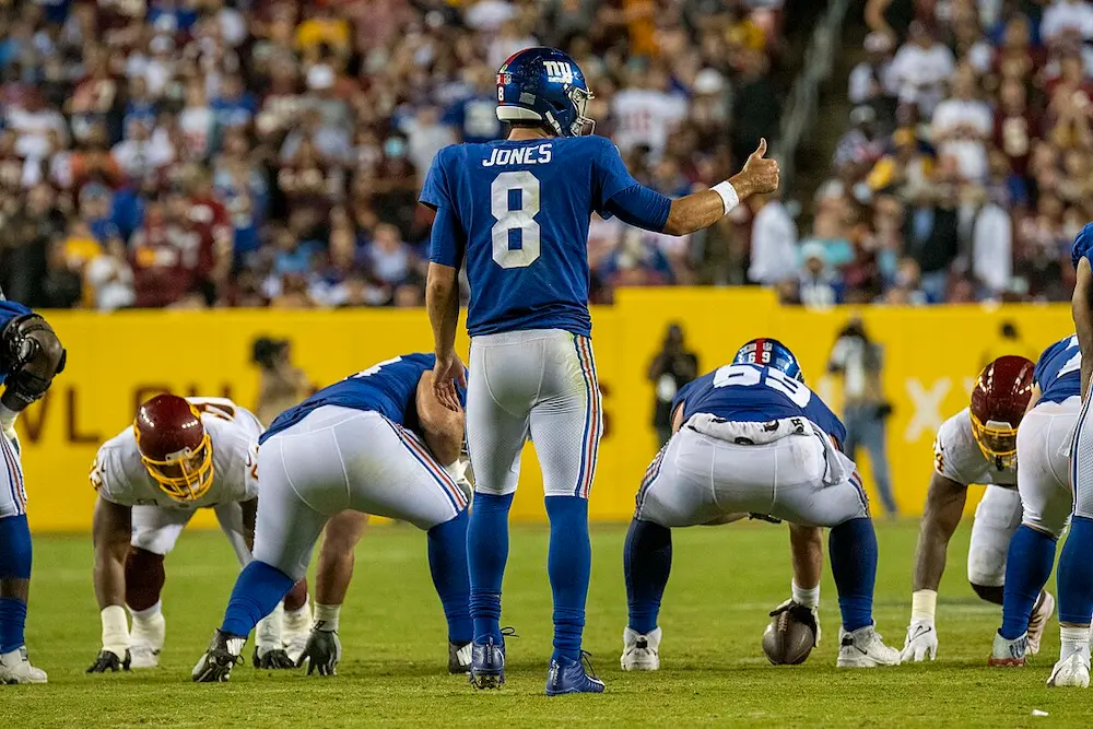 Jones-WFT_vs._Giants