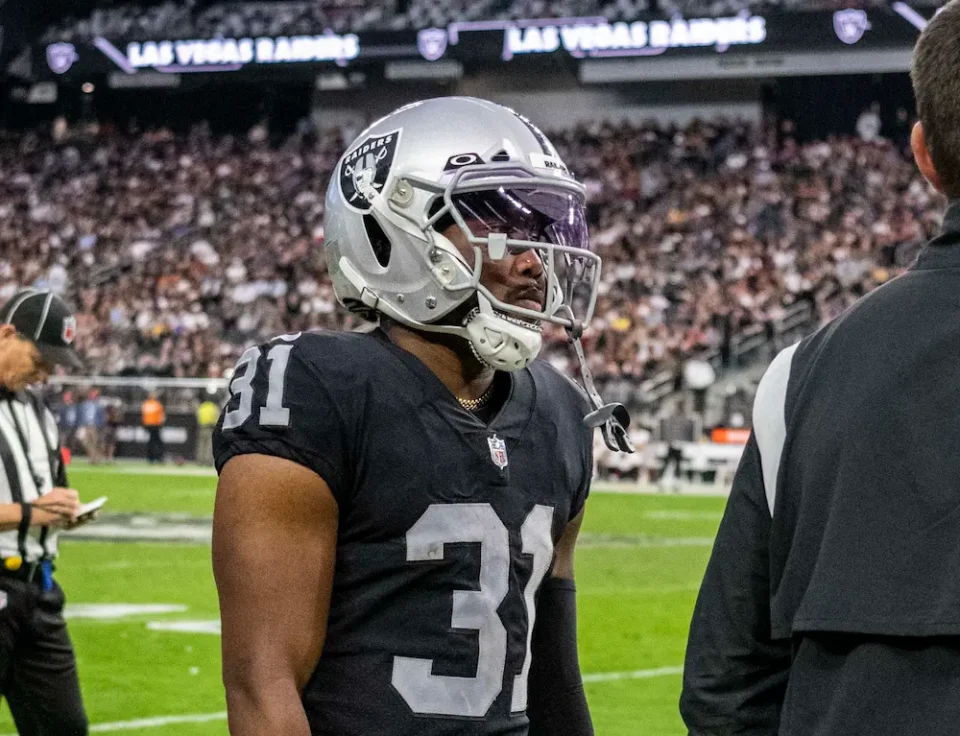 las vegas raiders odds to win afc west
